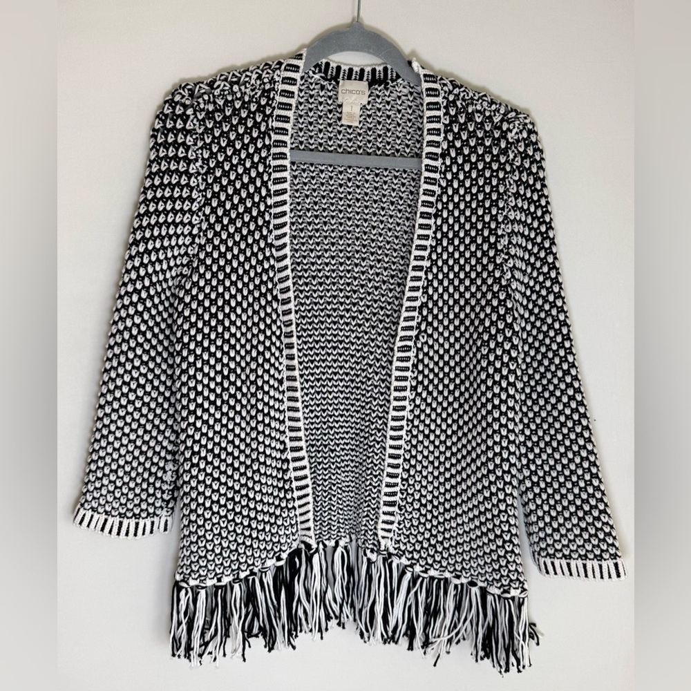 Chico’s knitted cardigan • Women’s size Chicos 1